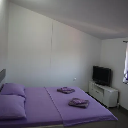 Apartment Mario Pula